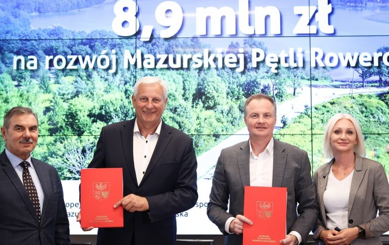 podpisanie umowy w sprawie Mazurskiej Pętli Rowerowej