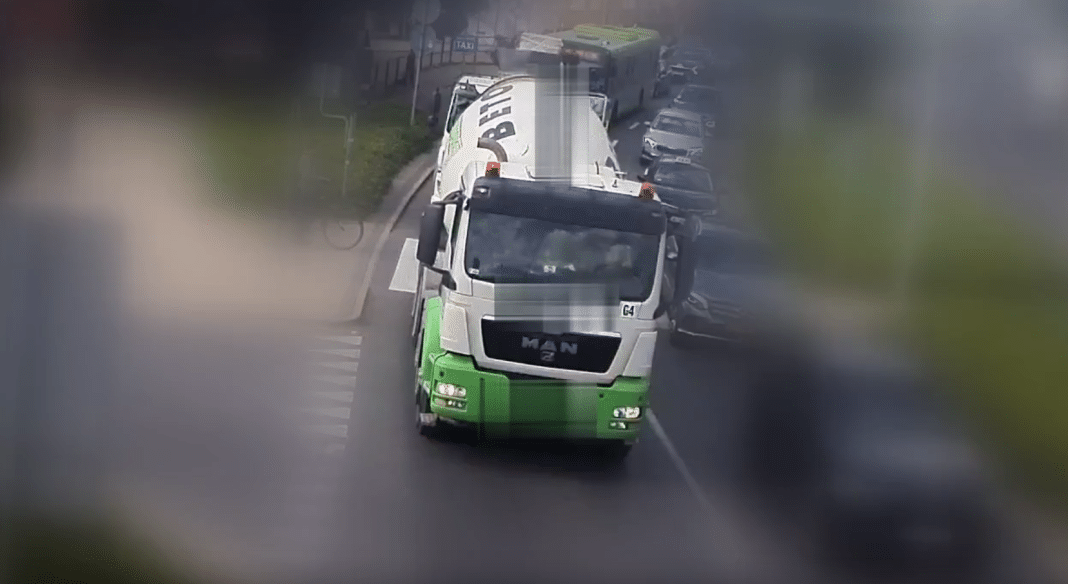 betorniarka zgubila ladunek