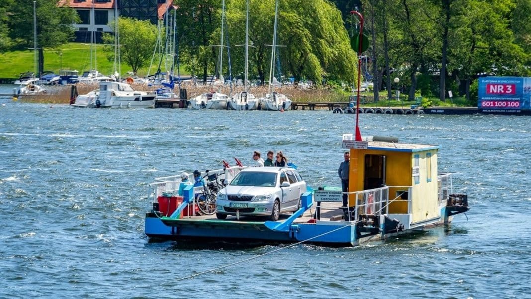 prom na Jeziorze Bełdany