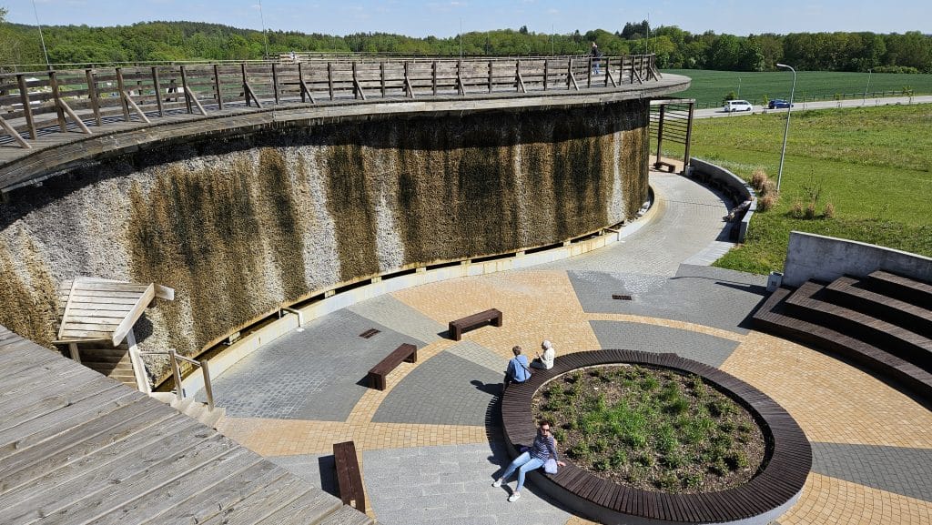 Nowy kompleks leczniczy na Warmii. - Powstaje duży szpital w nowym uzdrowisku na Warmii. To dopiero drugie takie miejsce