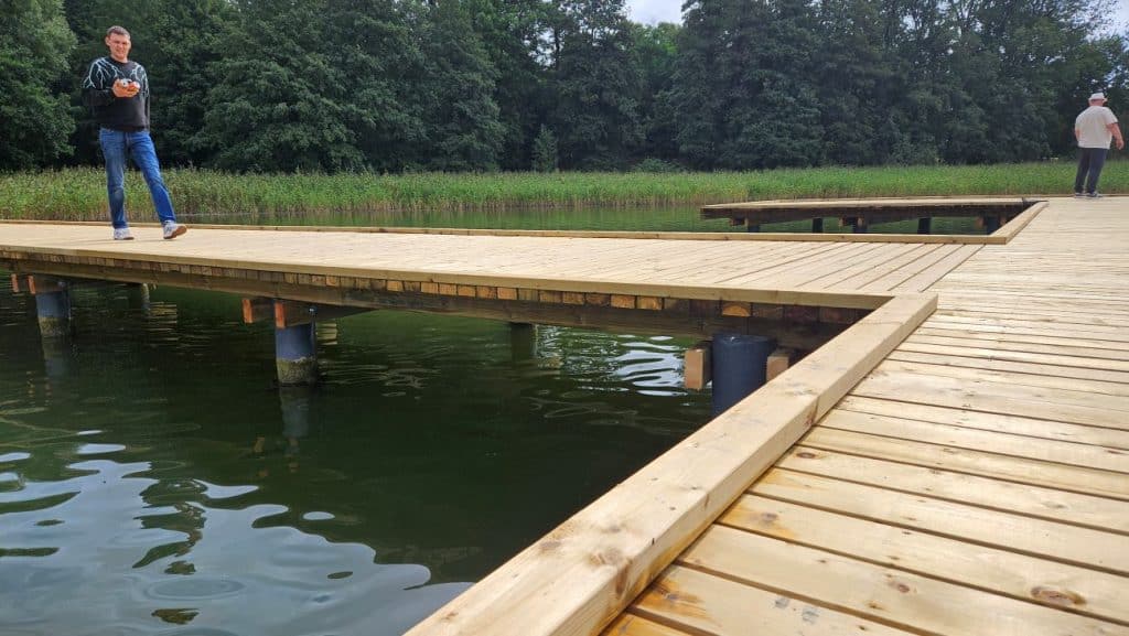 Kortowskie molo odzyskało blask, ale radość trwała krótko. - Nowe molo w Kortowie zdewastowane dwa dni po otwarciu!