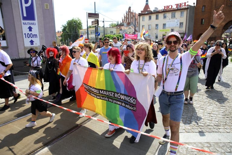 Olsztyn w walce o Koronę R&oacute;wności! MOK nominowany za działania na rzecz LGBT+