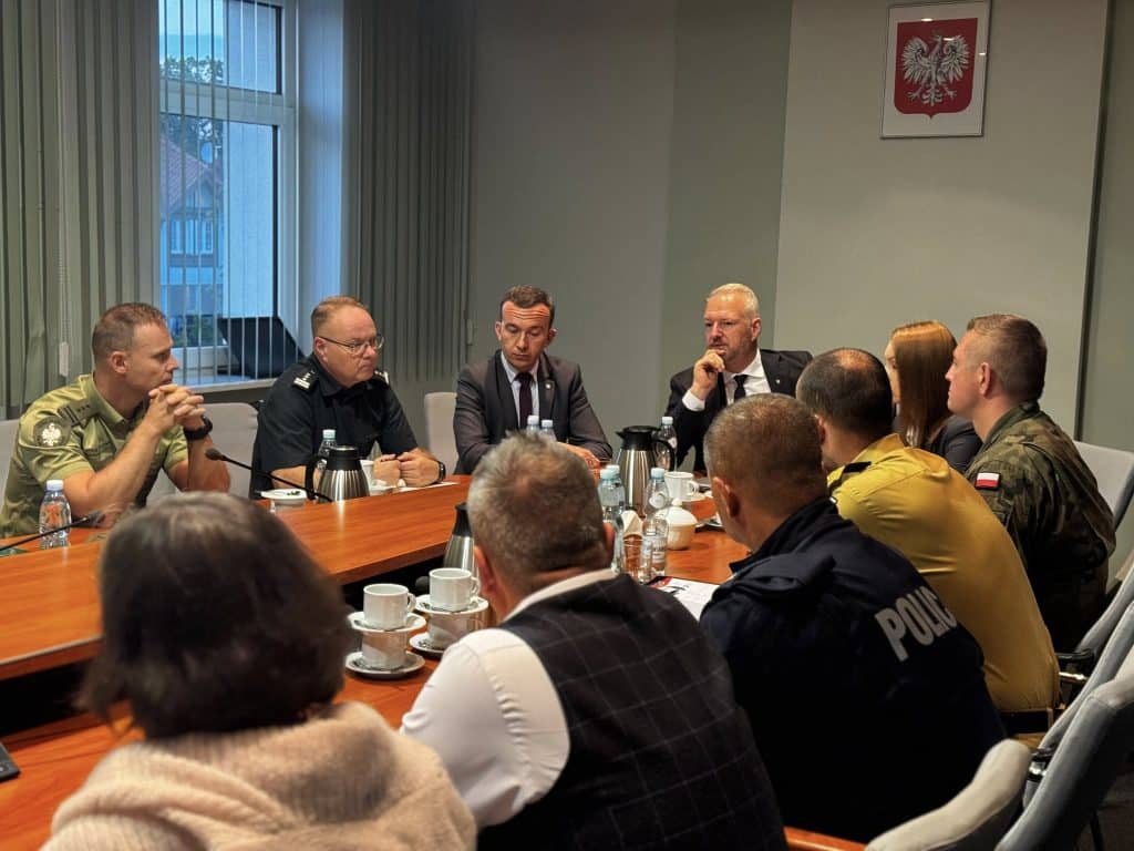 Mocne słowa wojewody w Olsztynie. - Wojewoda Król o sytuacji w regionie: "Trwa wojna hybrydowa"