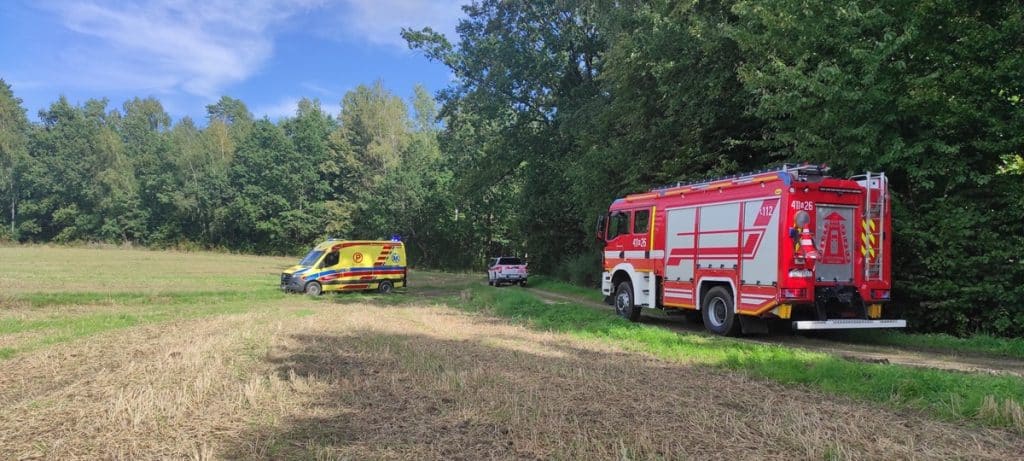 Śmigłowiec LPR w akcji. Mężczyzny nie udało się uratować. - Nie żyje pracownik modernizujący sieć energetyczną