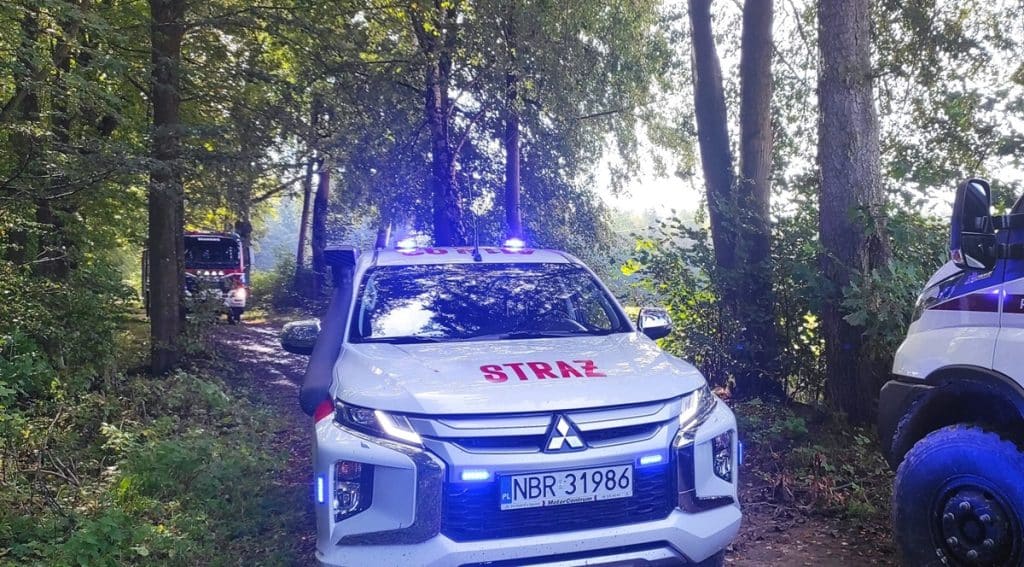 Śmigłowiec LPR w akcji. Mężczyzny nie udało się uratować. - Nie żyje pracownik modernizujący sieć energetyczną