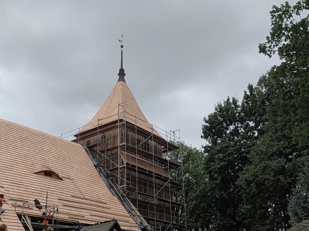 To jeden z najcenniejszych drewnianych kościołów na Mazurach. - 1,3 mln zł na ratowanie zabytku. Kościół na Mazurach dostanie drugie życie