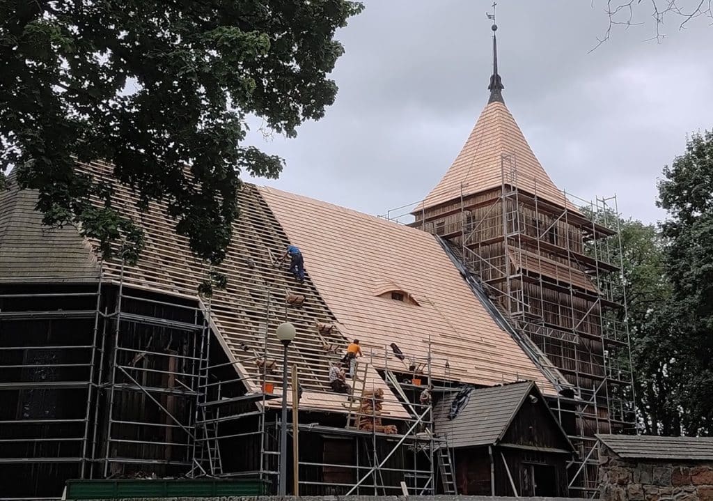 To jeden z najcenniejszych drewnianych kościołów na Mazurach. - 1,3 mln zł na ratowanie zabytku. Kościół na Mazurach dostanie drugie życie