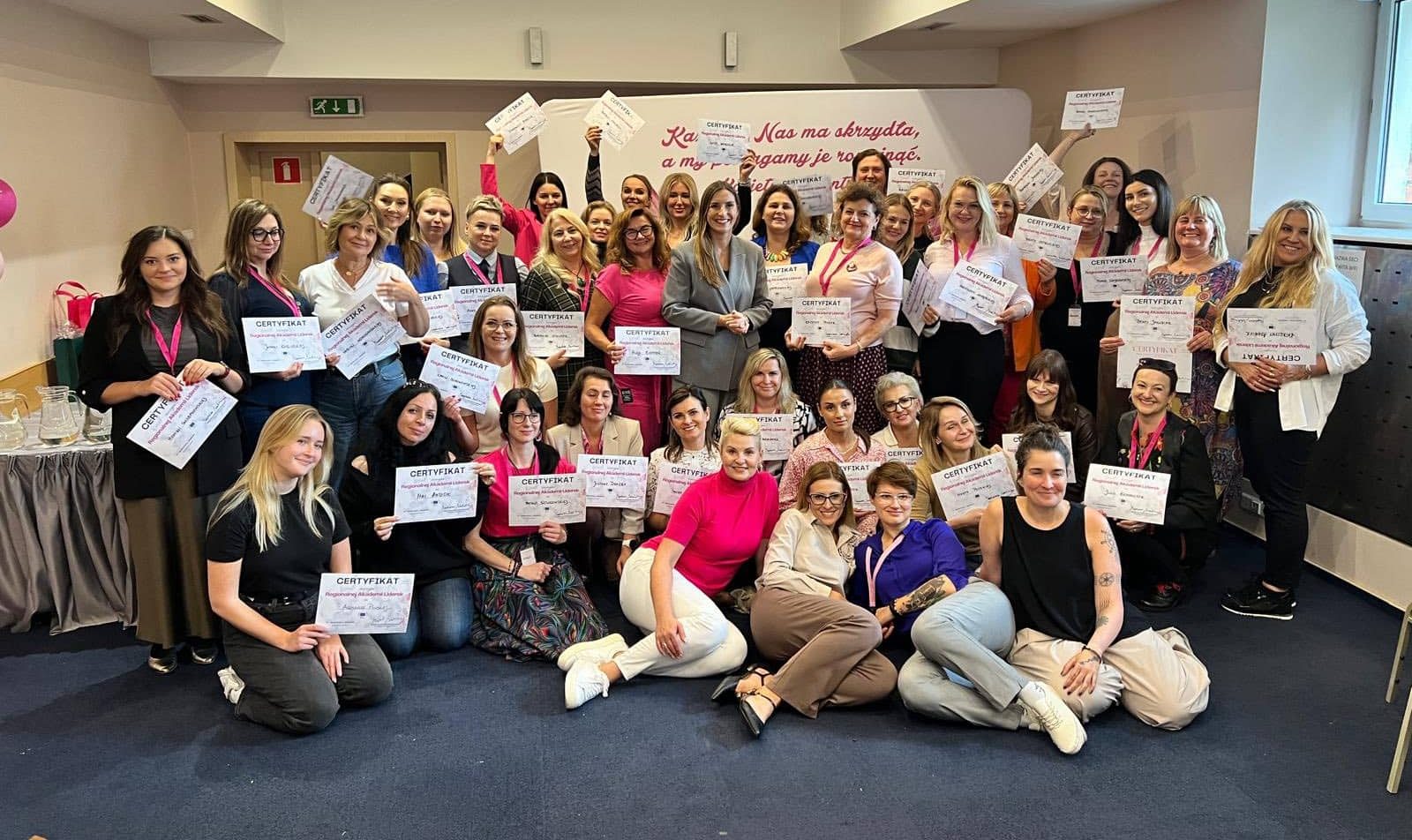 Pod Olsztynem odbyła się kolejna edycja Regionalnej Akademii Liderek, organizowana przez Stowarzyszenie Kobiety w Centrum. akademia liderek