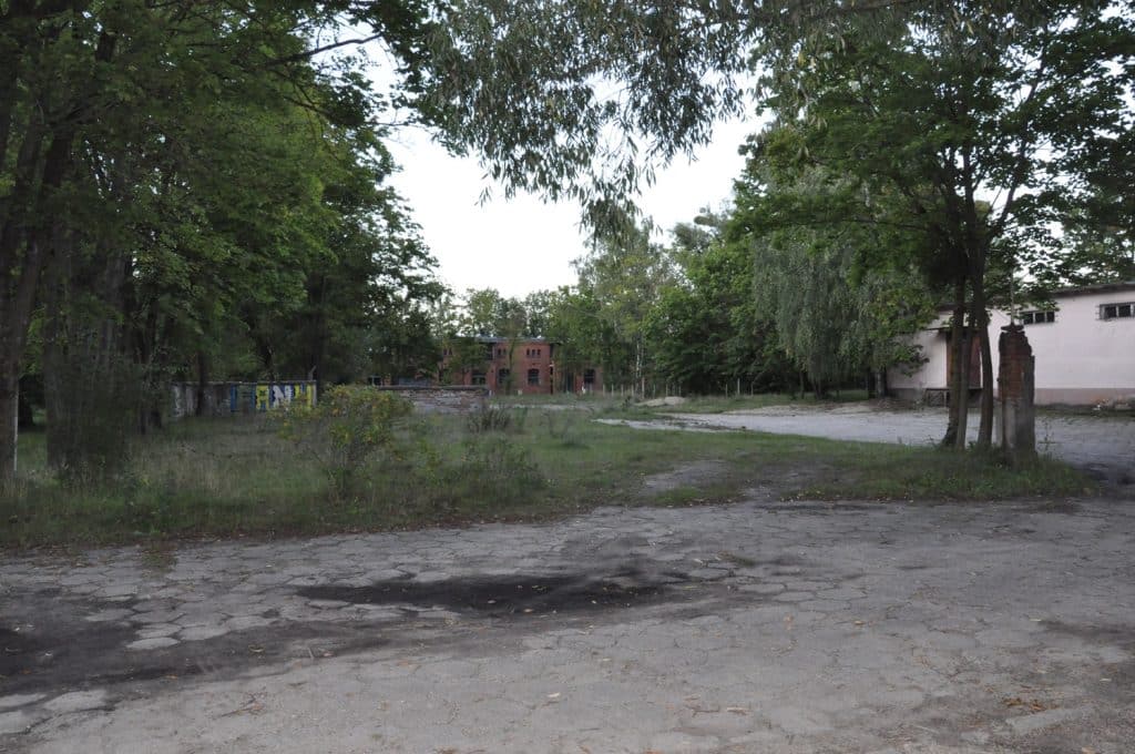 Pchli targ, który od lat przyciąga tłumy olsztynian, czeka przeprowadzka. W grze są dwie potencjalne lokalizacje. - Gdzie zostanie przeniesione olsztyńskie targowisko Flumark?