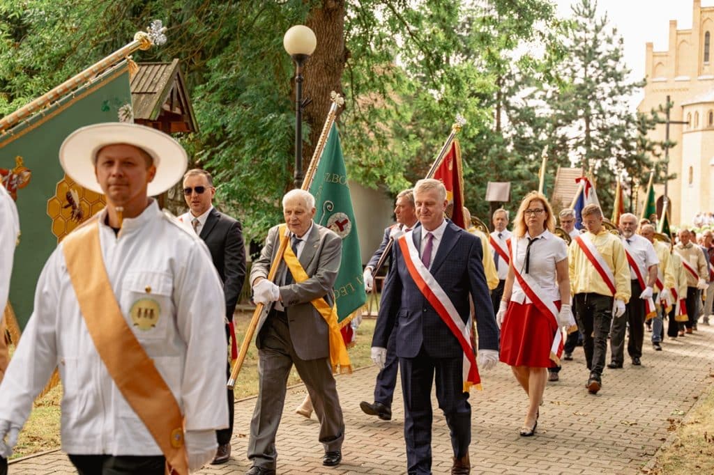 Rozogi zamieniły się w stolicę pszczelarstwa. - Rozogi po raz pierwszy w historii gościły wojewódzkie obchody Dnia Pszczelarza