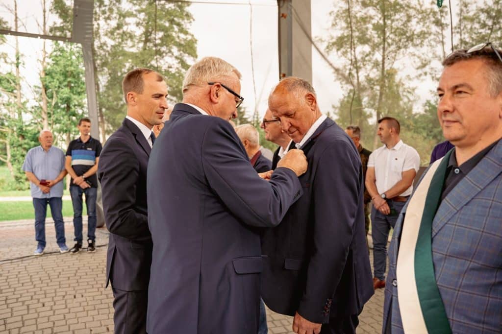 Rozogi zamieniły się w stolicę pszczelarstwa. - Rozogi po raz pierwszy w historii gościły wojewódzkie obchody Dnia Pszczelarza