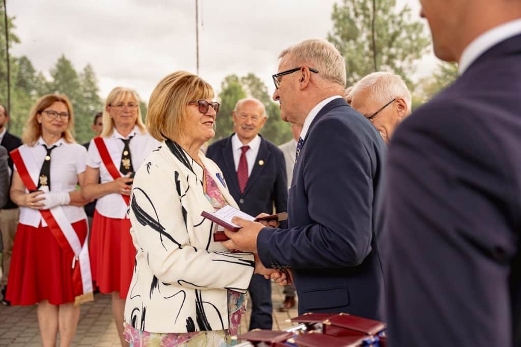 Rozogi zamieniły się w stolicę pszczelarstwa. - Rozogi po raz pierwszy w historii gościły wojewódzkie obchody Dnia Pszczelarza
