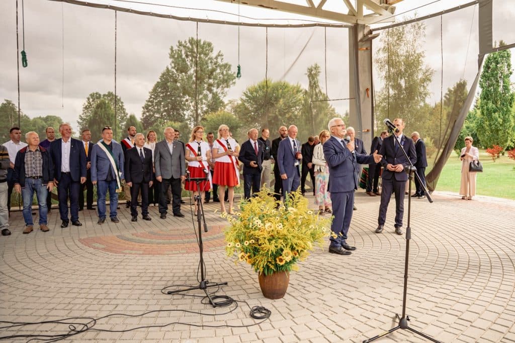 Rozogi zamieniły się w stolicę pszczelarstwa. - Rozogi po raz pierwszy w historii gościły wojewódzkie obchody Dnia Pszczelarza