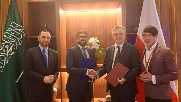 współpraca z gigantem z ZEA