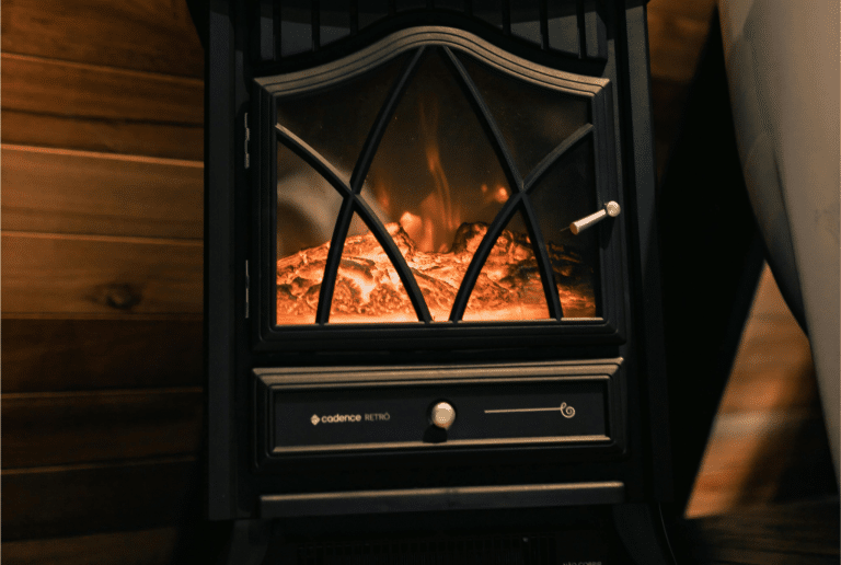 Ogrzewanie punktowe – kiedy piecyk wolnostojący to najlepsze rozwiązanie?