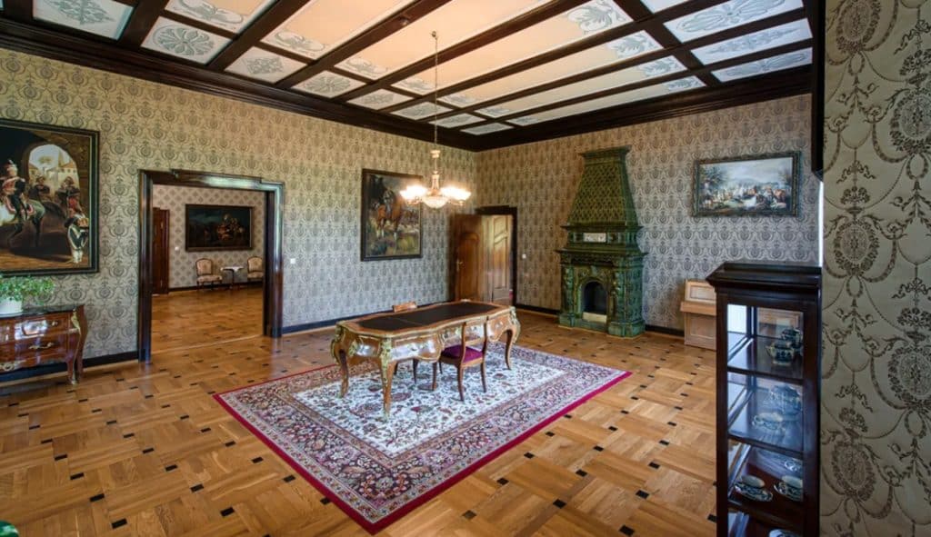 Pałac w Łężanach otwiera się dla gości. - Wyjątkowa okazja na Warmii. Pałac znany z „Kamerdynera” dostępny dla zwiedzających