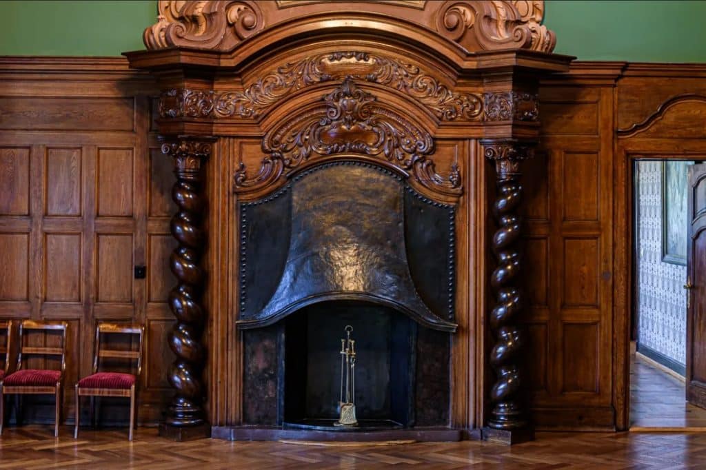 Pałac w Łężanach otwiera się dla gości. - Wyjątkowa okazja na Warmii. Pałac znany z „Kamerdynera” dostępny dla zwiedzających