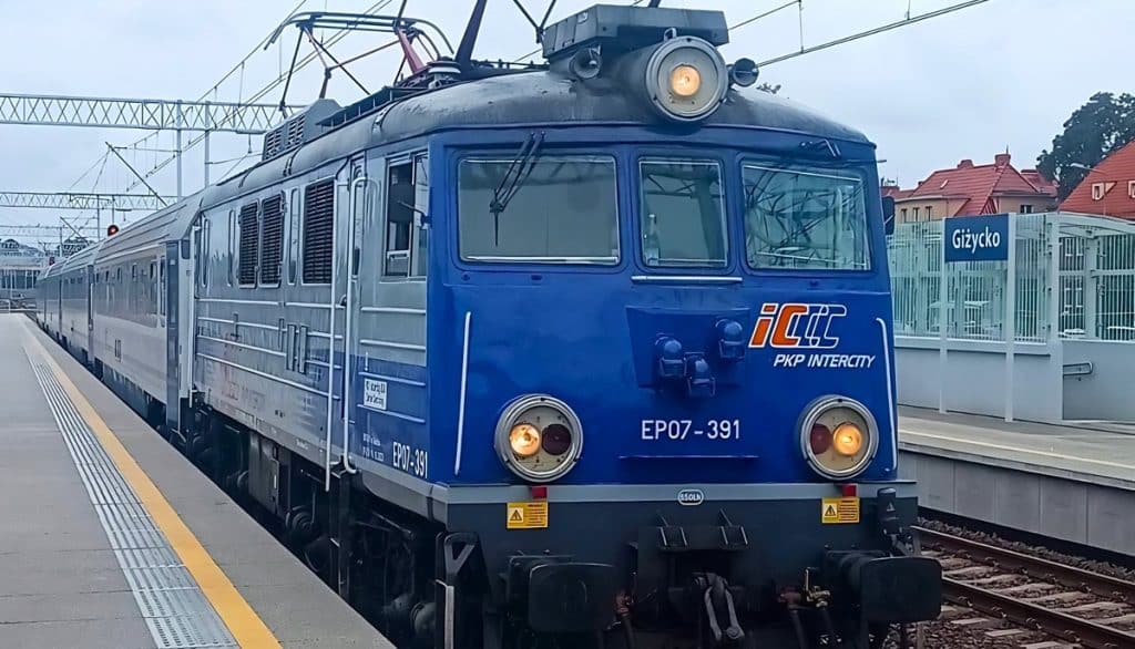 Pociągi pojadą nawet 160 km/h. - Mazury bliżej świata. Elektryczne pociągi już dojeżdżają do Giżycka