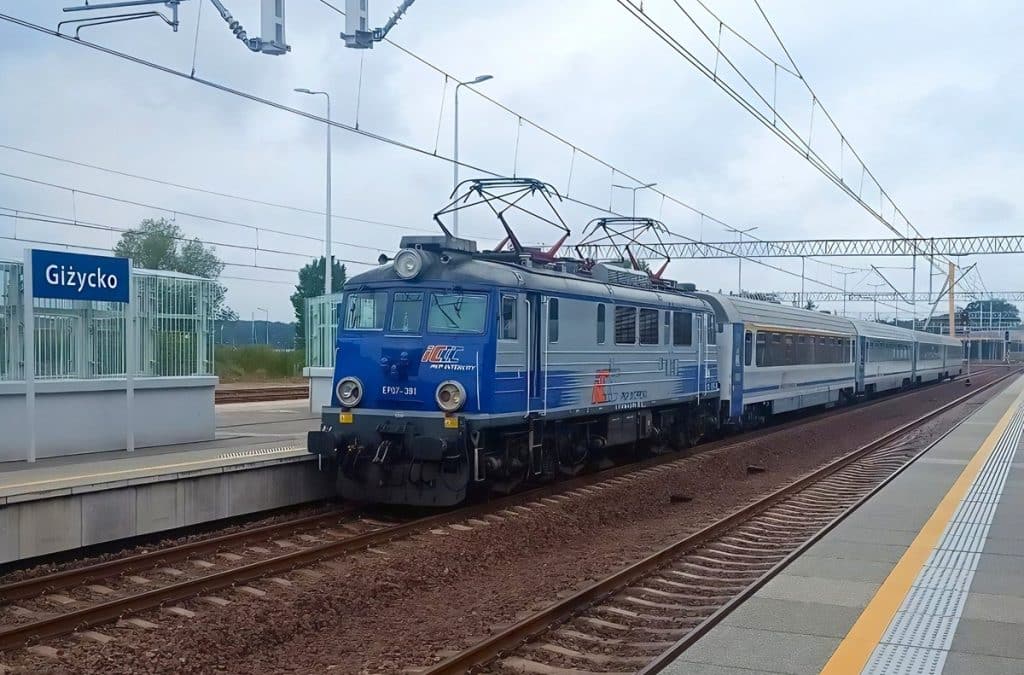 Pociągi pojadą nawet 160 km/h. - Mazury bliżej świata. Elektryczne pociągi już dojeżdżają do Giżycka