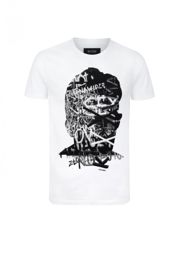 Podczas gali z okazji 80-lecia marki Bytom olsztyński malarz i grafik Robert Listwan zadebiutował jako... model. Podczas gali z okazji 80-lecia marki Bytom olsztyński malarz i grafik Robert Listwan zadebiutował jako... model. - Znany olsztyński malarz wystąpił jako model na pokazie mody marki Bytom