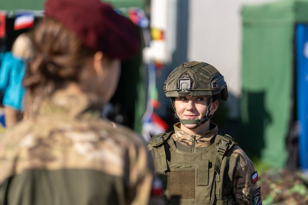 Uczniowie z całego regionu przyjechali do Olsztyna. - Uczniowie szukali pomysłu na przyszłość. Rekordowa frekwencja w Miasteczku Zawodów