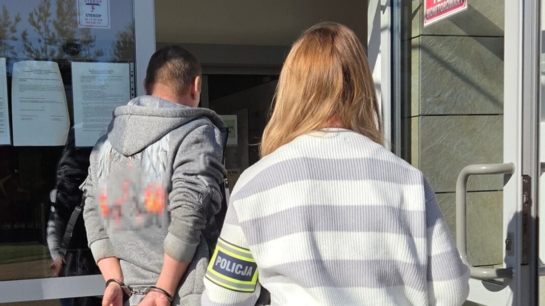 kierowca w kajdankach