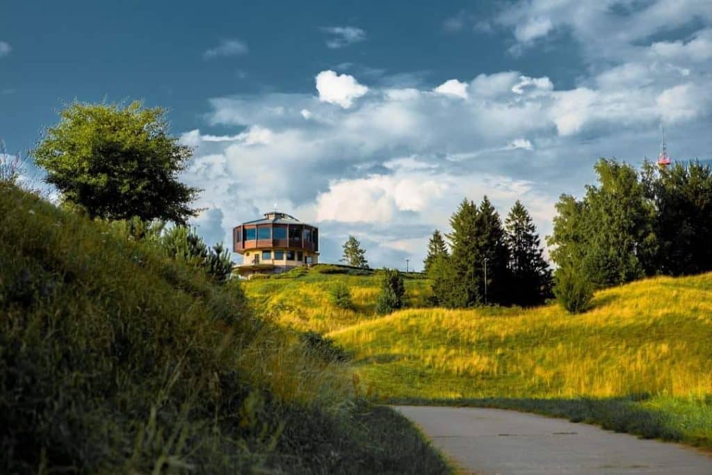 Nie góry, nie morze. To mazurskie uzdrowisko podbija serca Polaków. - Uzdrowisko z najczystszym powietrzem jest na Mazurach