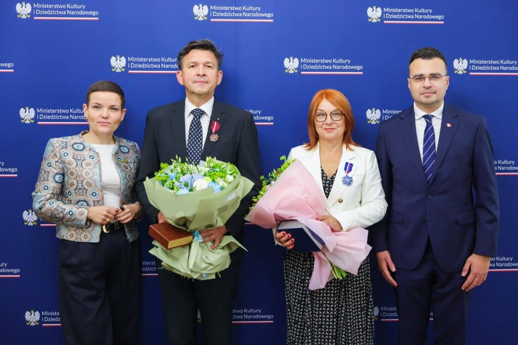 To oni tworzą kulturę Warmii i Mazur. - Odznaczenia dla znanych na Warmii i Mazurach ludzi kultury