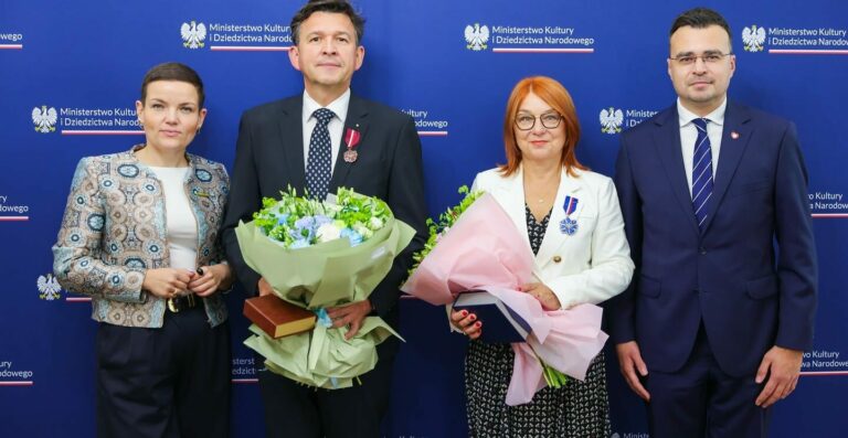 nagrodzeni medalem „Zasłużony Kulturze Gloria Artis”