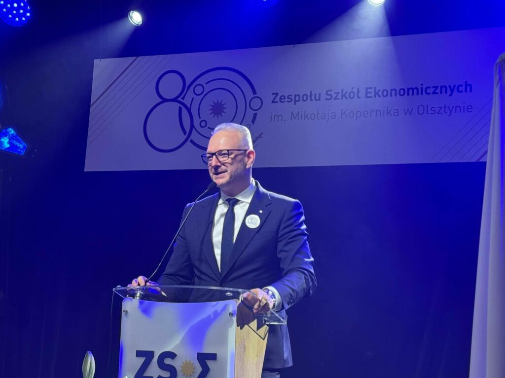 Szkoła, która wychowała pokolenia. - Olsztyński Ekonomik świętował 80 lat! Były łzy wzruszenia i szkolne wspomnienia