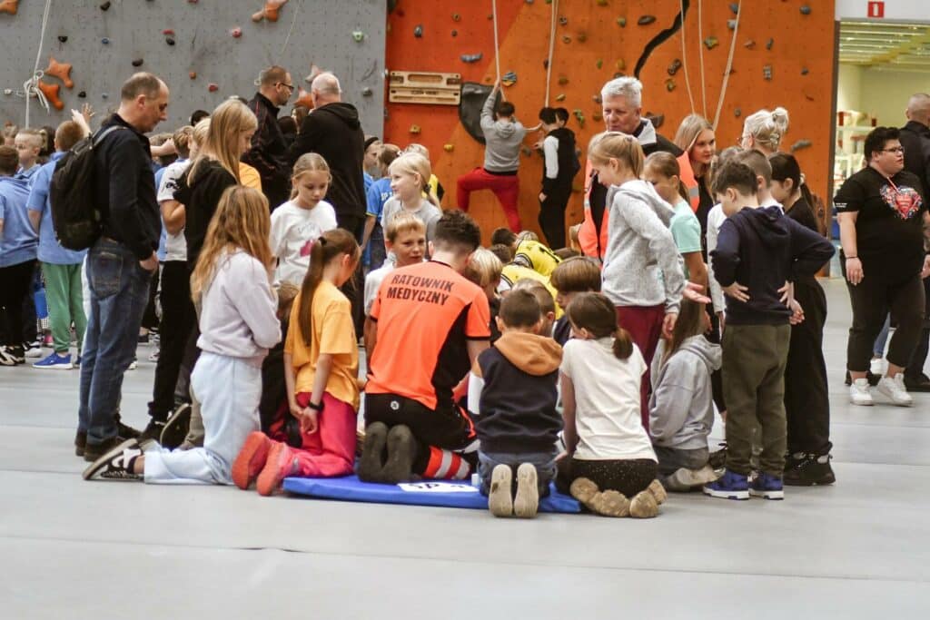 Mazury wśród liderów ogólnopolskiego rekordu WOŚP. - Na Mazurach padł rekord! Ponad 400 osób wzięło udział w niezwykłej akcji ratowania życia