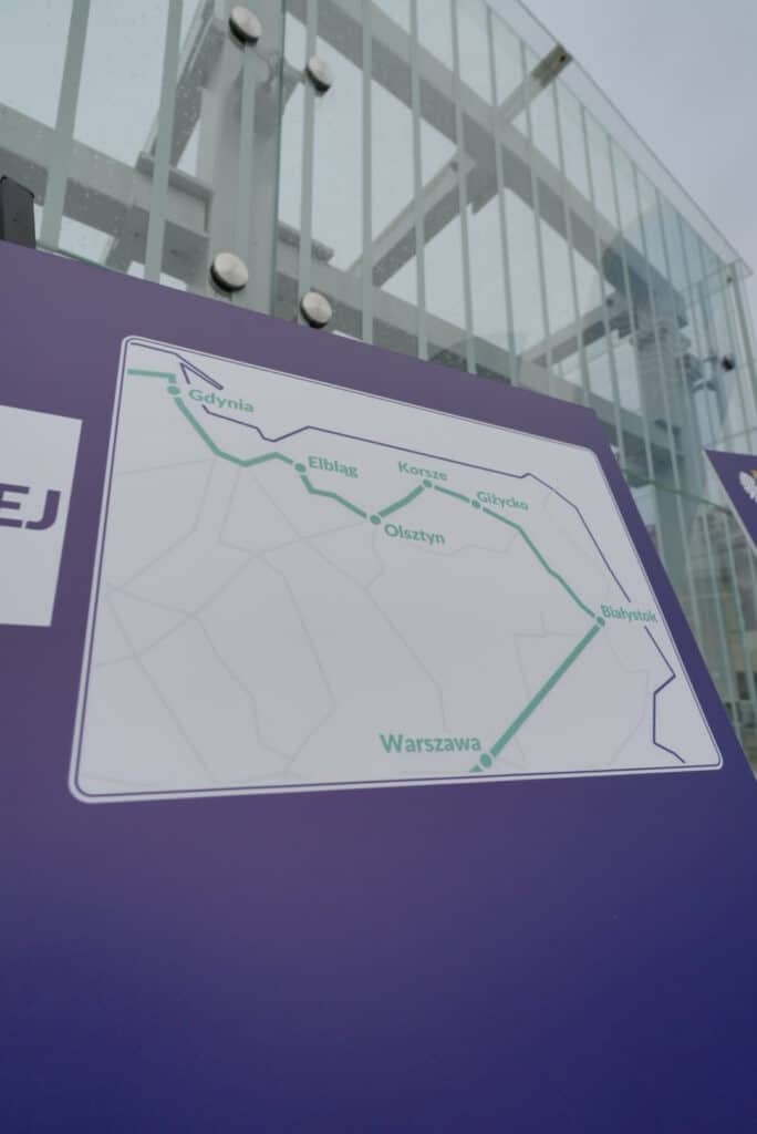 Kolej wraca szybciej, ciszej i nowocześniej niż kiedykolwiek. - Wielki powrót kolei do Giżycka. PKP zapowiada rewolucję w podróżach po Mazurach