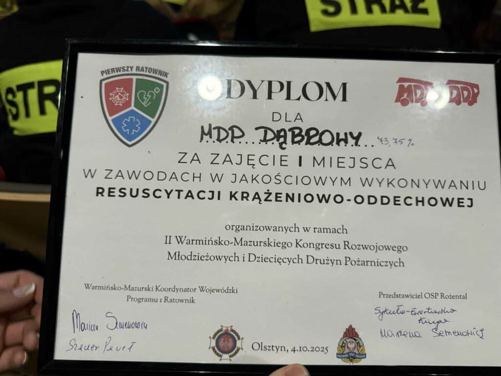 Młodzieżowa Drużyna Pożarnicza z Dąbrowy pokazuje klasę. - Młodzi strażacy z gminy Rozogi najlepsi w resuscytacji krążeniowo-oddechowej!
