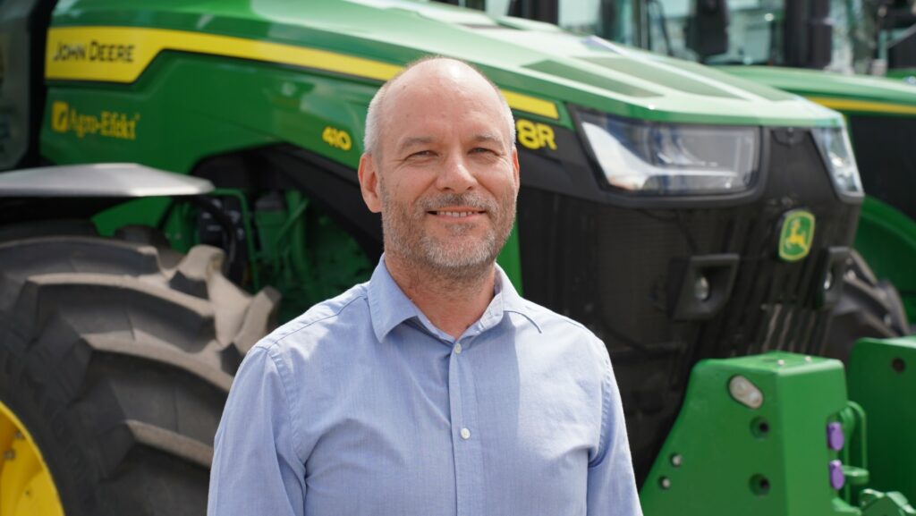 Rolnicy coraz częściej zdają sobie sprawę z konieczności ubezpieczenia, aby uniknąć wysokich wydatków związanych z naprawami. - Ciągnikiem wjechał w słup wysokiego napięcia. Kto zapłaci za naprawę 400 tys. zł?