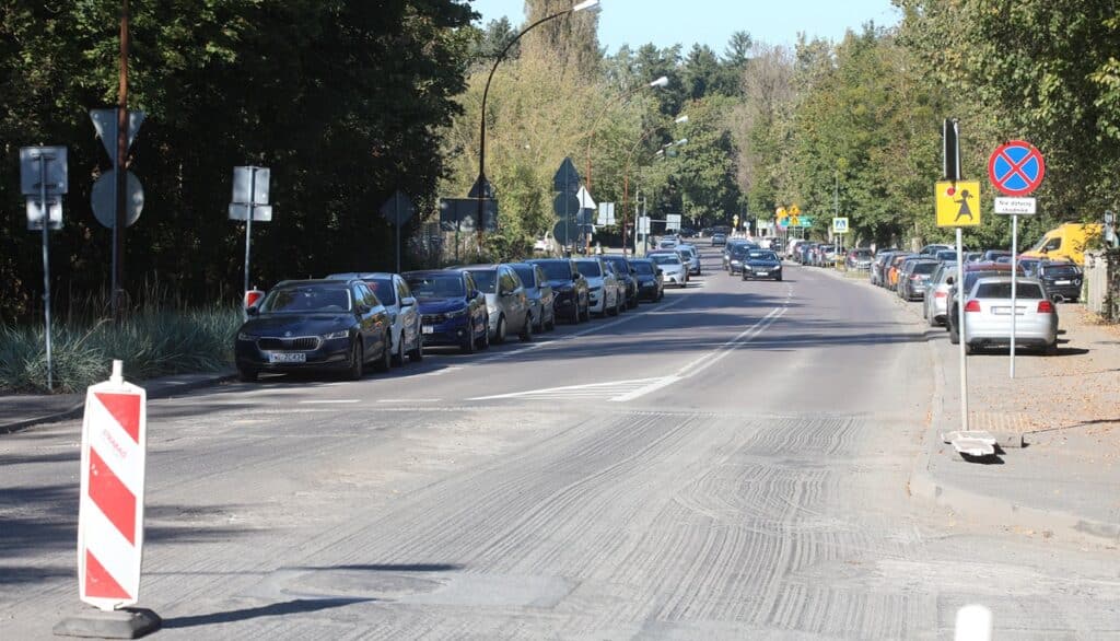 Nowe nawierzchnie w Olsztynie. Zobacz, które ulice zyskają asfalt i chodniki. - Olsztyn sparaliżowany? Sprawdź, gdzie dziś utkniesz w korku
