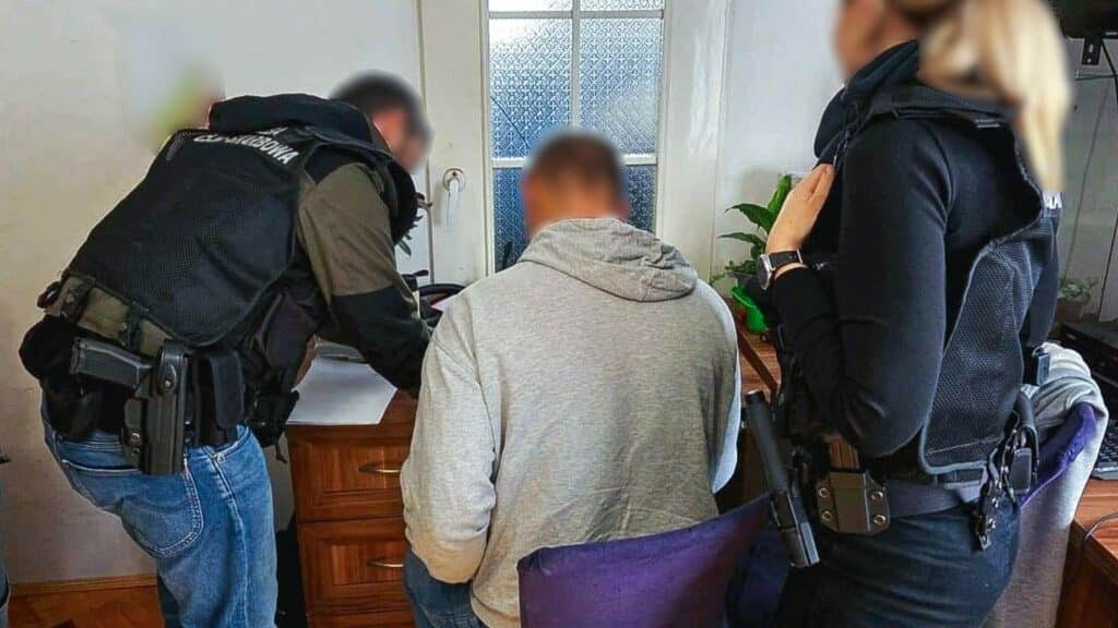 Finał wieloletniego śledztwa KAS i Policji. - Służby zatrzymały 9 członków grupy przestępczej
