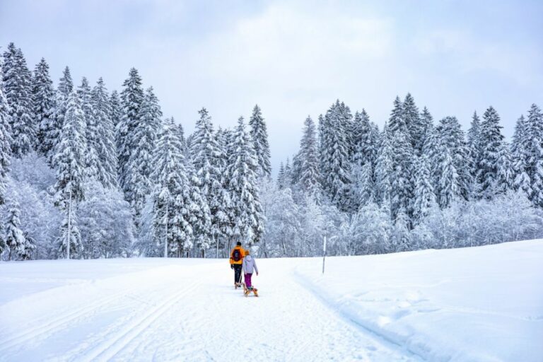Jakie kozaki chłopięce na zimę kupić dziecku?