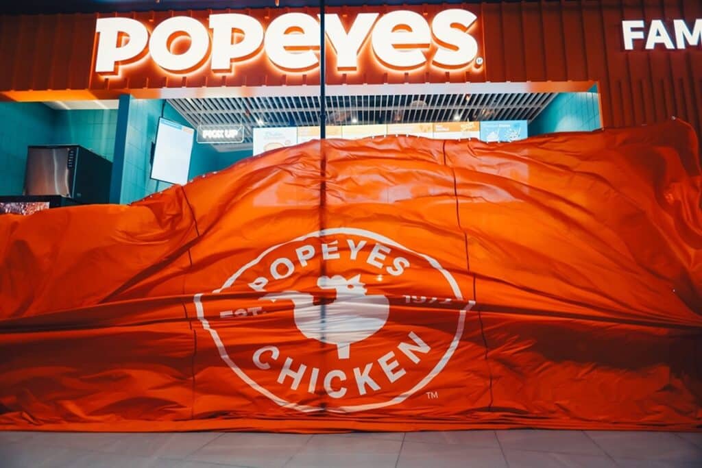 Poznaliśmy datę otwarcia Popeyes w Olsztynie! Będzie darmowe jedzenie? - Popeyes Olsztyn – znamy datę otwarcia pierwszej restauracji w Galerii Warmińskiej