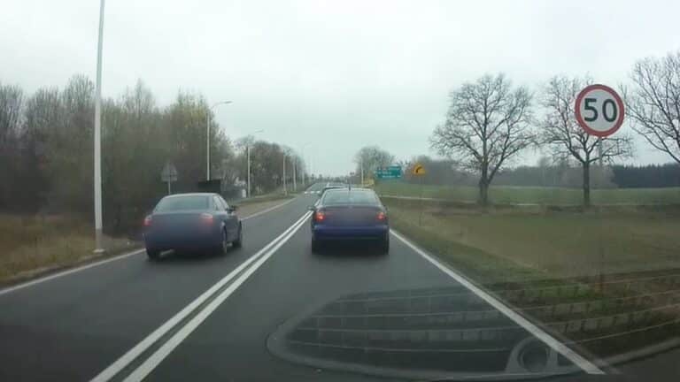 Niebezpieczne wyprzedzanie audi