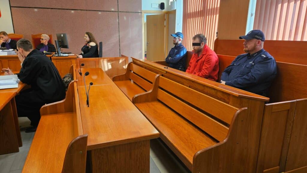 22-latek twierdzi, że działał w samoobronie. - Makabryczny finał rodzinnej kłótni w Olsztynie. Syn oskarżony o zabójstwo ojca