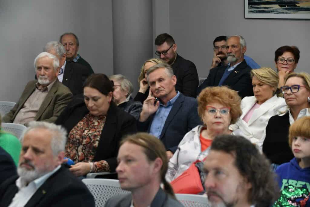 Poznaliśmy laureatów XVI edycji Konkursu Dziennikarskiego w Olsztynie. - Dziennikarze z Warmii i Mazur nagrodzeni. Oto zwycięzcy prestiżowego konkursu