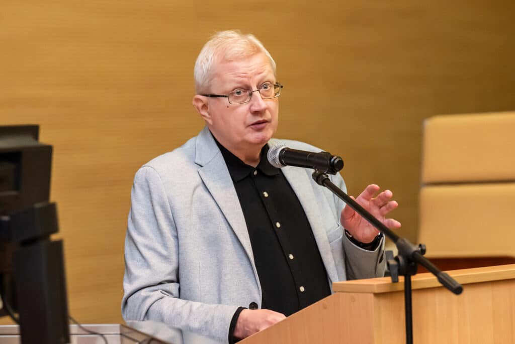 Padły słowa, które poruszyły całą salę. - Adam Michnik w Olsztynie. Nie krył emocji