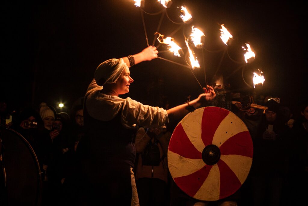 Noc Duchów w Olsztynie. Będzie ognisko, średniowieczna wioska i obrzęd Dziadów. - W Kortowie odbędzie się festyn kultury słowiańskiej „Noc Duchów”