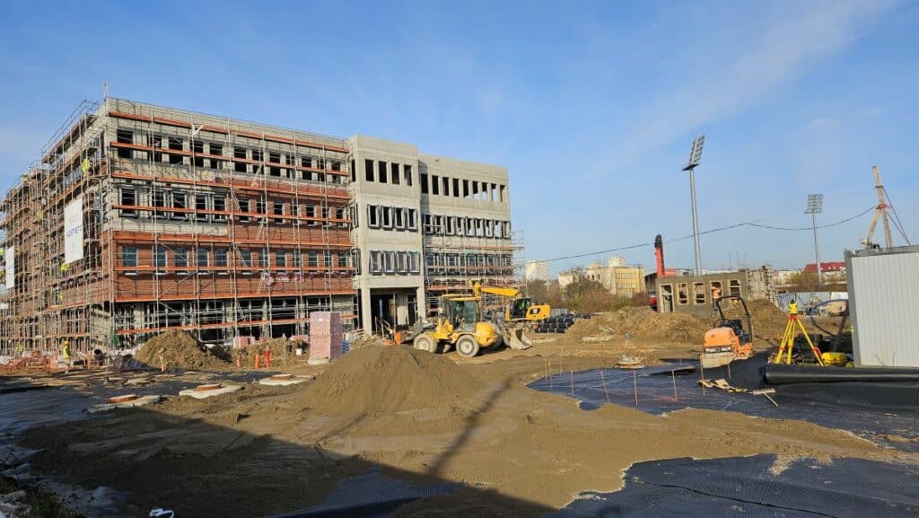 To tu będzie biznesowe centrum Olsztyna? Skala całego przedsięwzięcia okazuje się większa, niż początkowo zakładano. - W Olsztynie powstaje nowa dzielnica biznesowa. Wyrasta gigantyczny kompleks biurowy