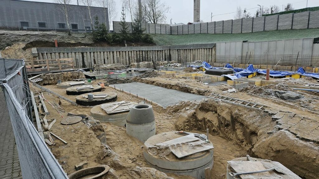 Ruszyły prace budowlane w popularnym punkcie handlowym Olsztyna. - Nowa inwestycja między Castoramą i Kauflandem w Olsztynie. Ruszyła budowa