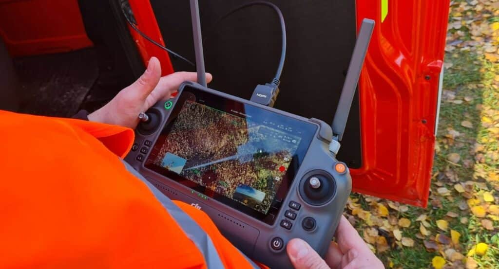 Co się stało z braćmi? Trwa duża akcja służb. - Trwają poszukiwania dwóch braci. Samochód znaleziony nad jeziorem, po mężczyznach ani śladu