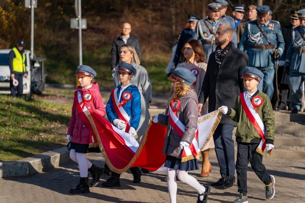 Wzruszająca uroczystość w olsztyńskiej szkole. - Szkoła podstawowa w Olsztynie ma nowego patrona! Uczniowie przeżyli wyjątkowy dzień