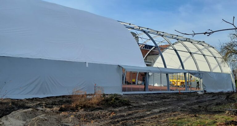 hala sportowa w Dywitach