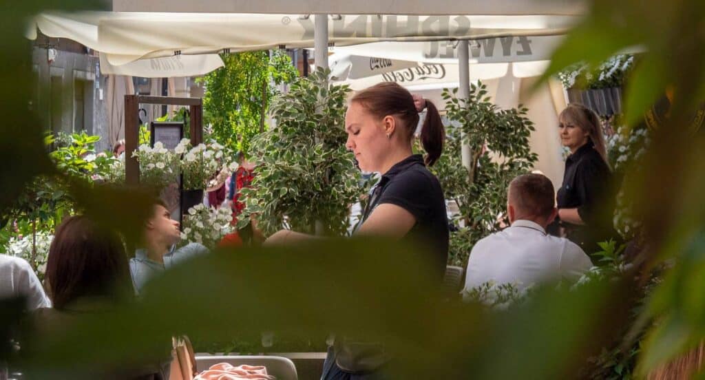 Przez cały miesiąc Greco przygotuje specjalne atrakcje – każdego dnia tygodnia coś nowego. - Kultowa restauracja Greco w Olsztynie świętuje 25 lat