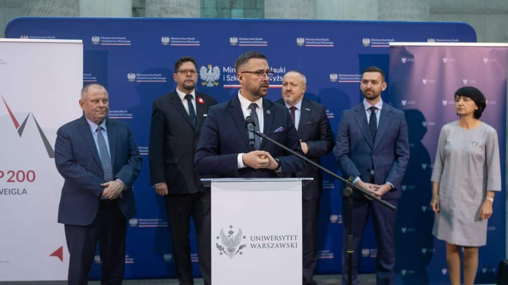 Takiego projektu jeszcze nie było? - Minister Kulasek odpala projekt, jakiego jeszcze nie było. Sprowadzimy geniuszy do Polski?